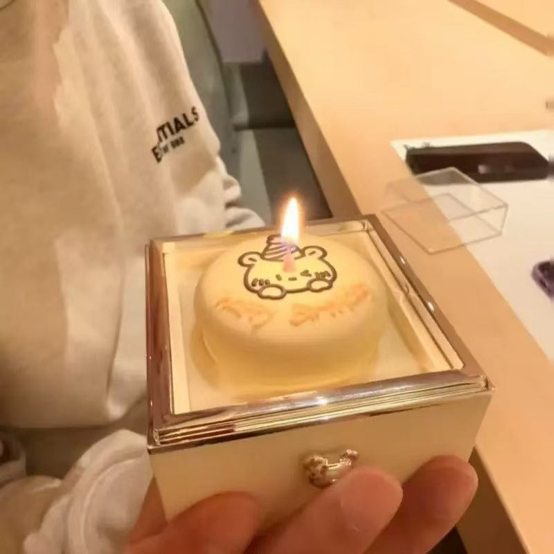 Creative sweet bear cake rotating ring box