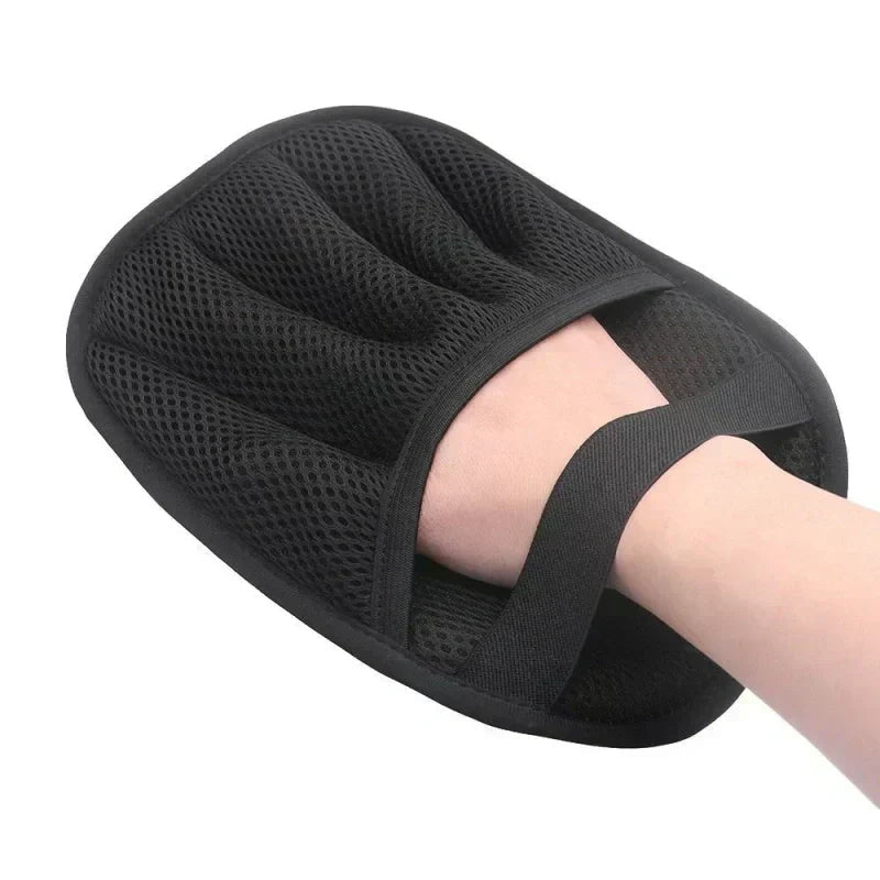 Reusable gloves for removing pet hair