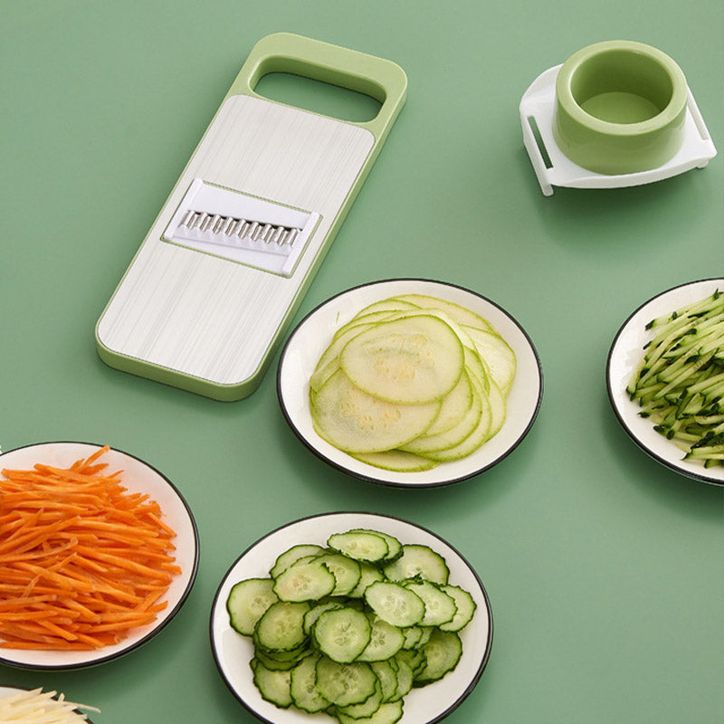 Multi-functional 7-in-1 kitchen chopper in stainless steel with hand protection