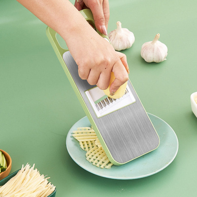 Multi-functional 7-in-1 kitchen chopper in stainless steel with hand protection