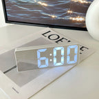 Modern, digital, mechanical vintage watch with internal gear drive