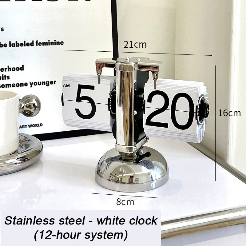 Modern, digital, mechanical vintage watch with internal gear drive