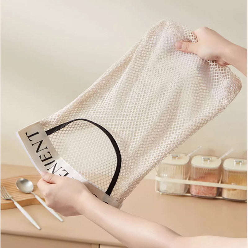 Multifunctional mesh bag for hanging