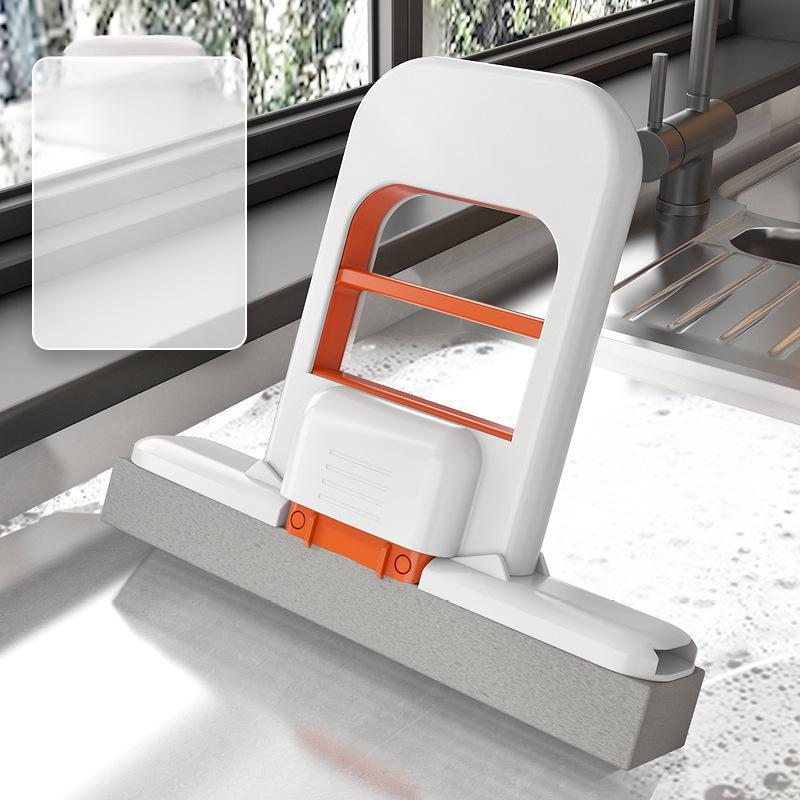 Mini portable self-twisting mop