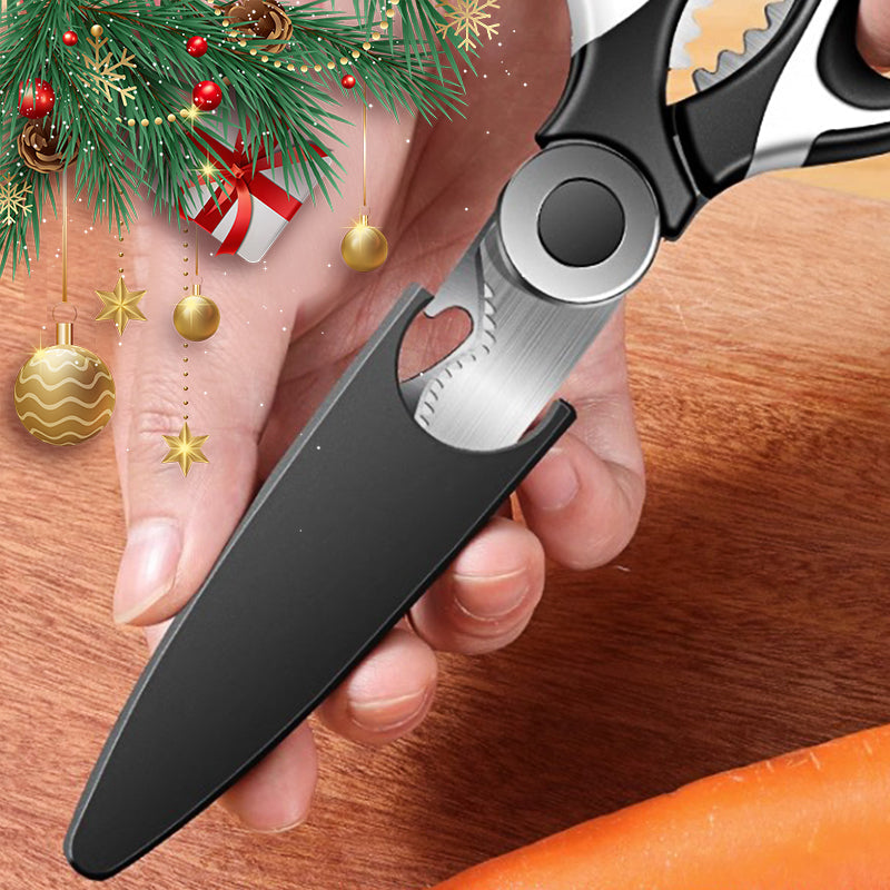 Kitchen scissors with many uses and large capacity