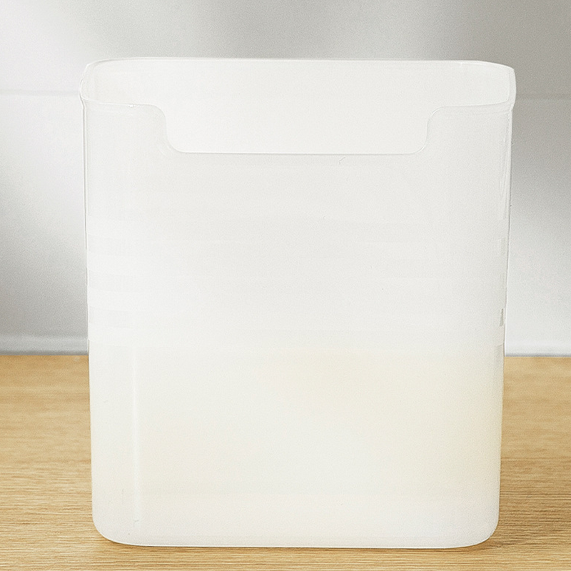 Multifunctional refrigerator storage box