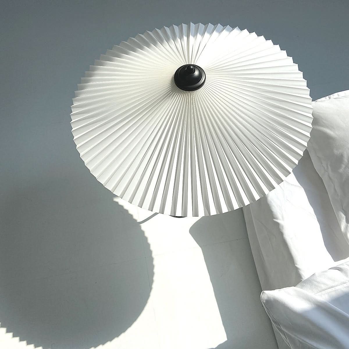 Squiggle Umbrella Table Lamp – Modern Twirl Design with Chrome Finish
