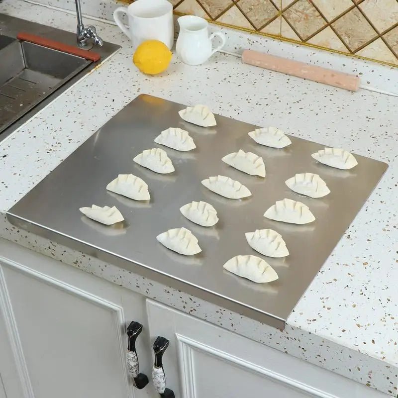 STEELCUT PRO – Stainless Steel Cutting Board with Anti-Slip Base & Integrated Lip