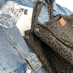 Stylish Handbag with Leopard Print - WildElegance