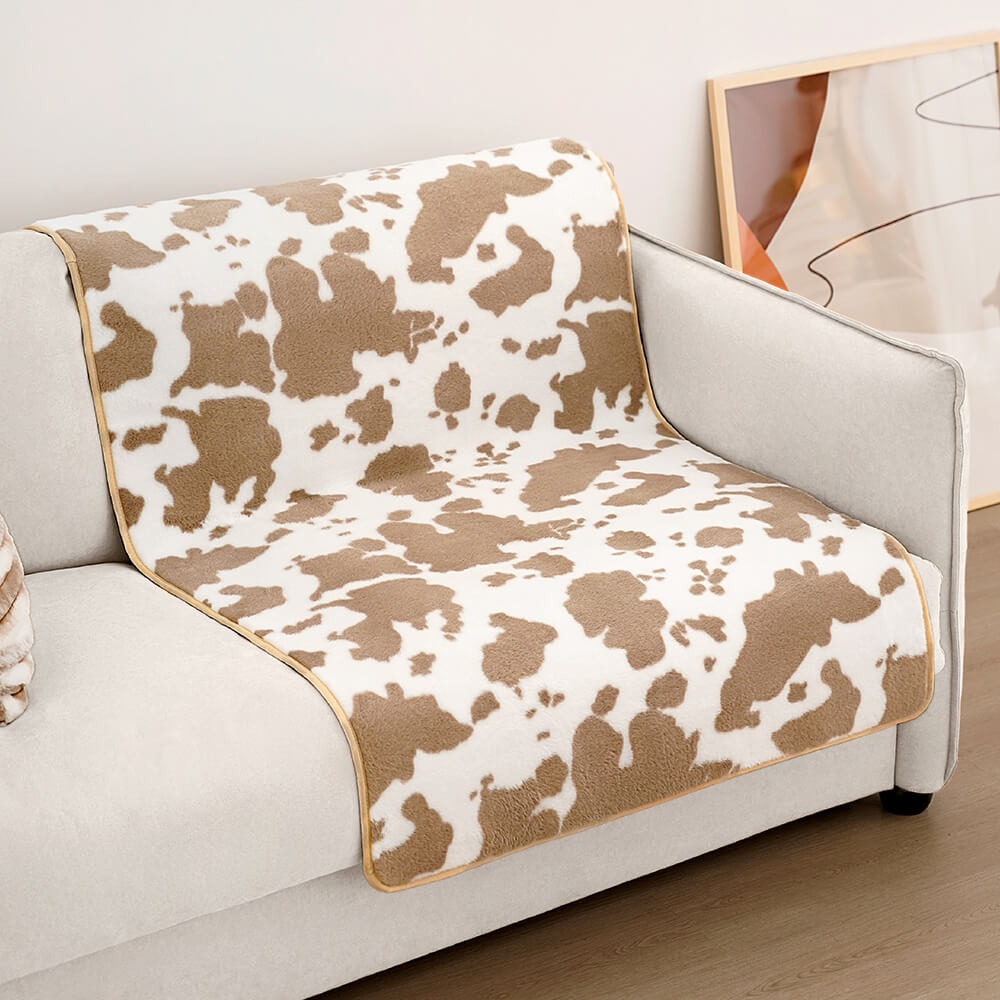 Stylish Pet Blanket with Cow Print - CozyCow