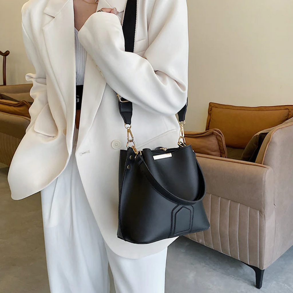 Stylish Premium Leather Shoulder Bag - BellaViva