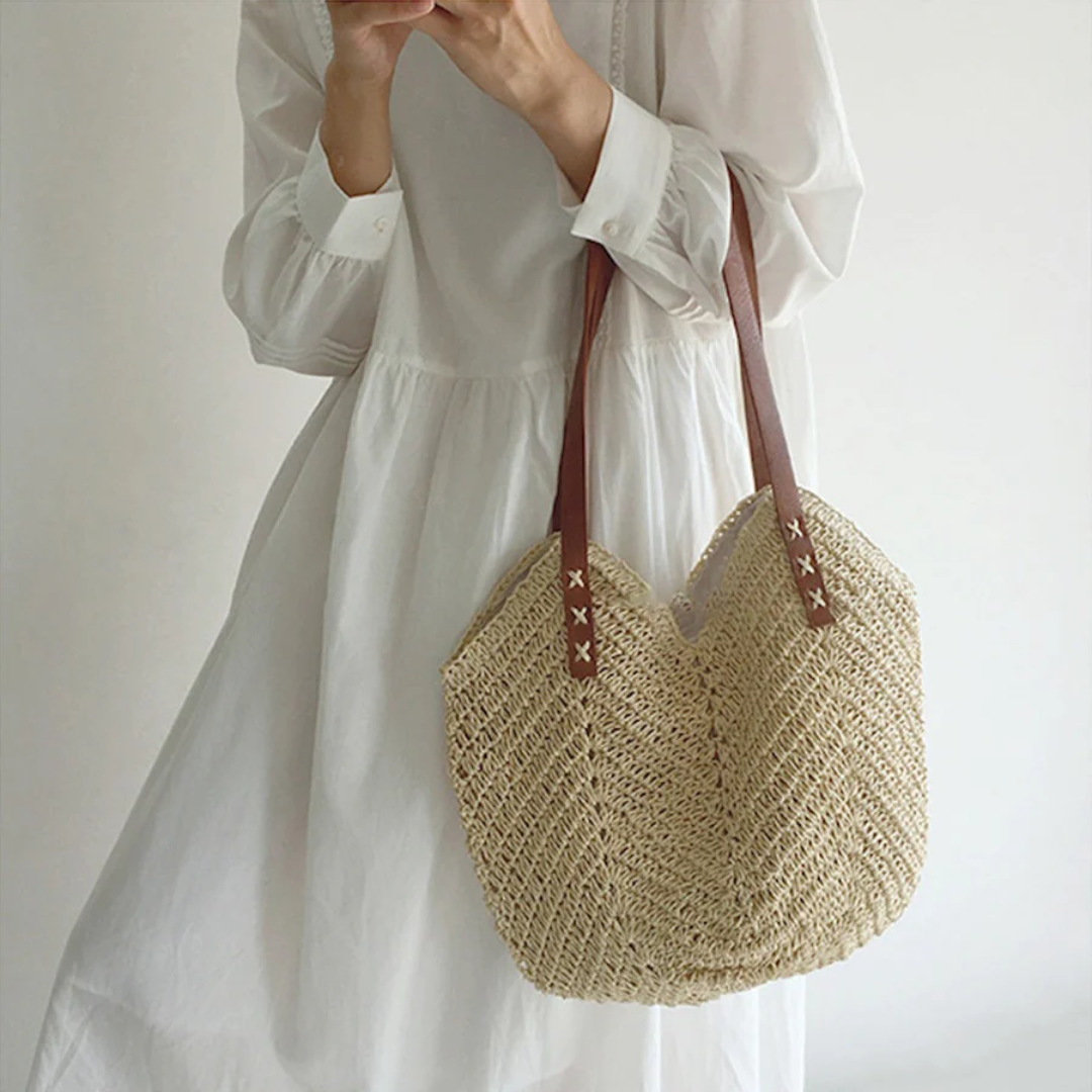 Stylish Shoulder Bag for Women - BreezeWoven