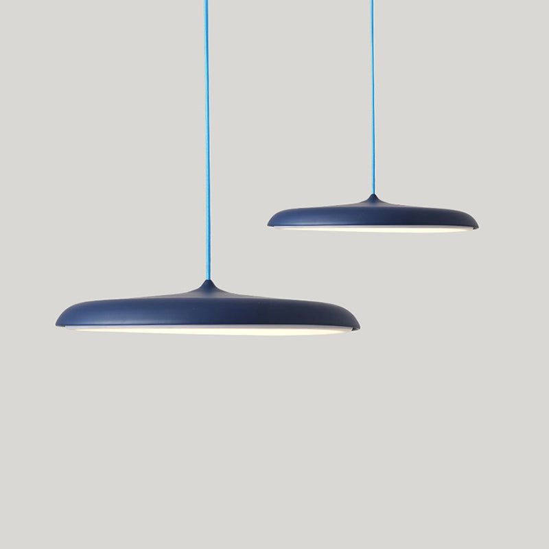 Elegant pendant lamp for a warm atmosphere at the table