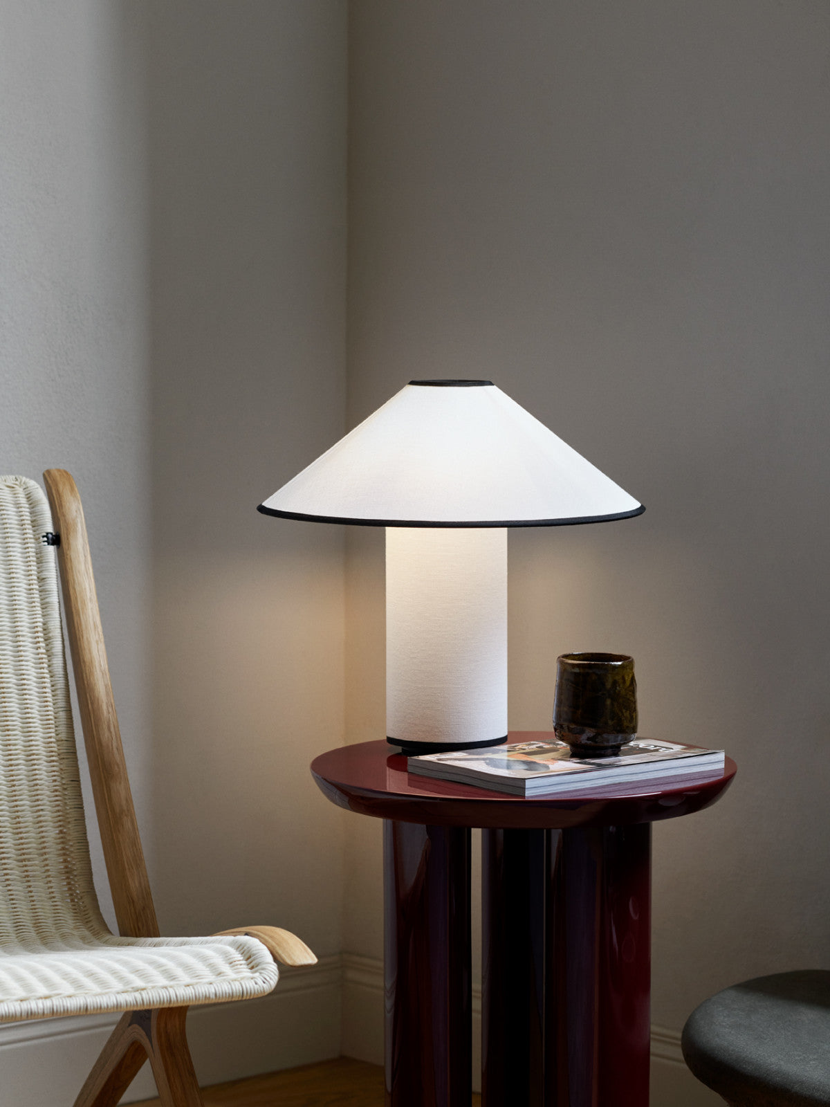 Table lamp with fabric shade – Lunara