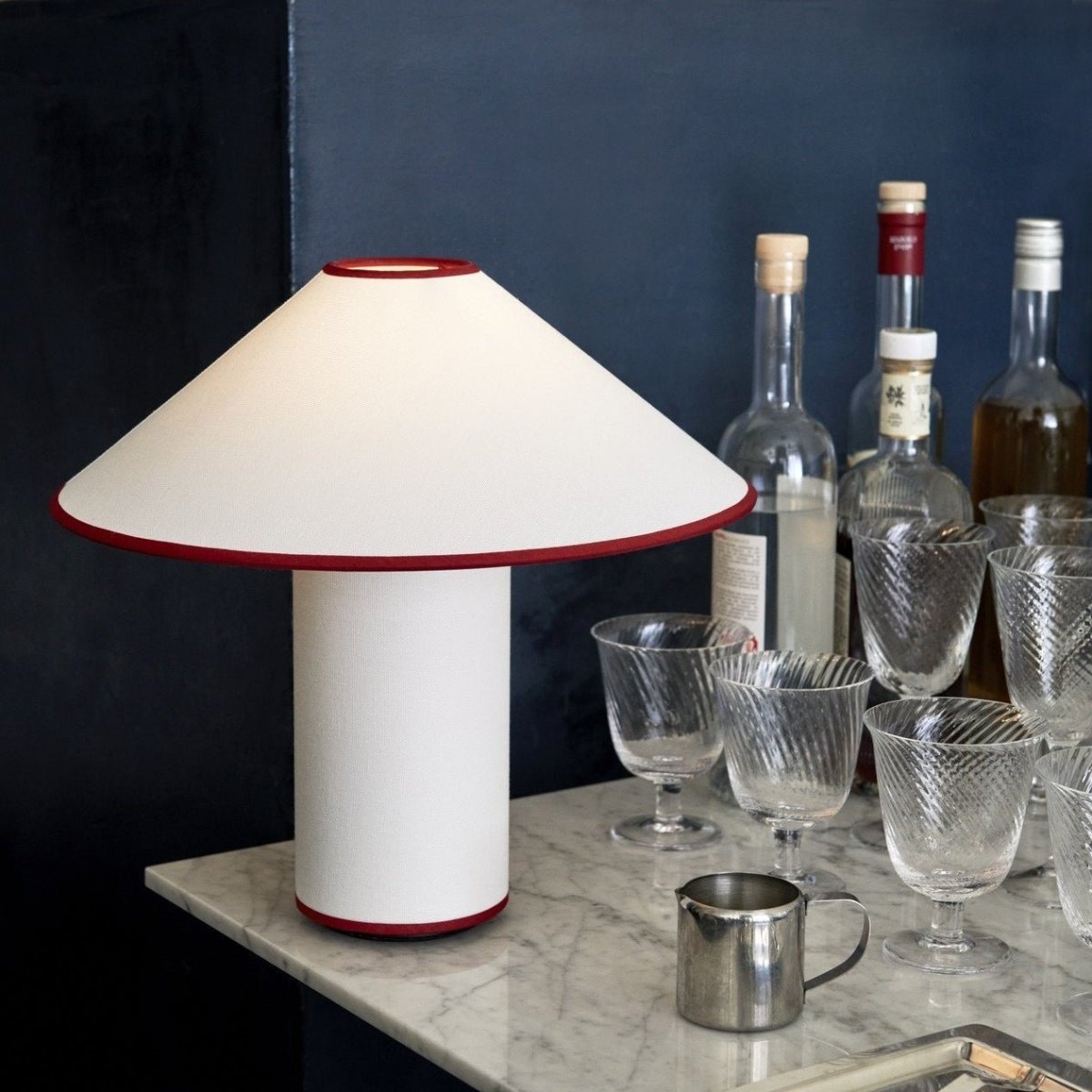 Table lamp with fabric shade – Lunara