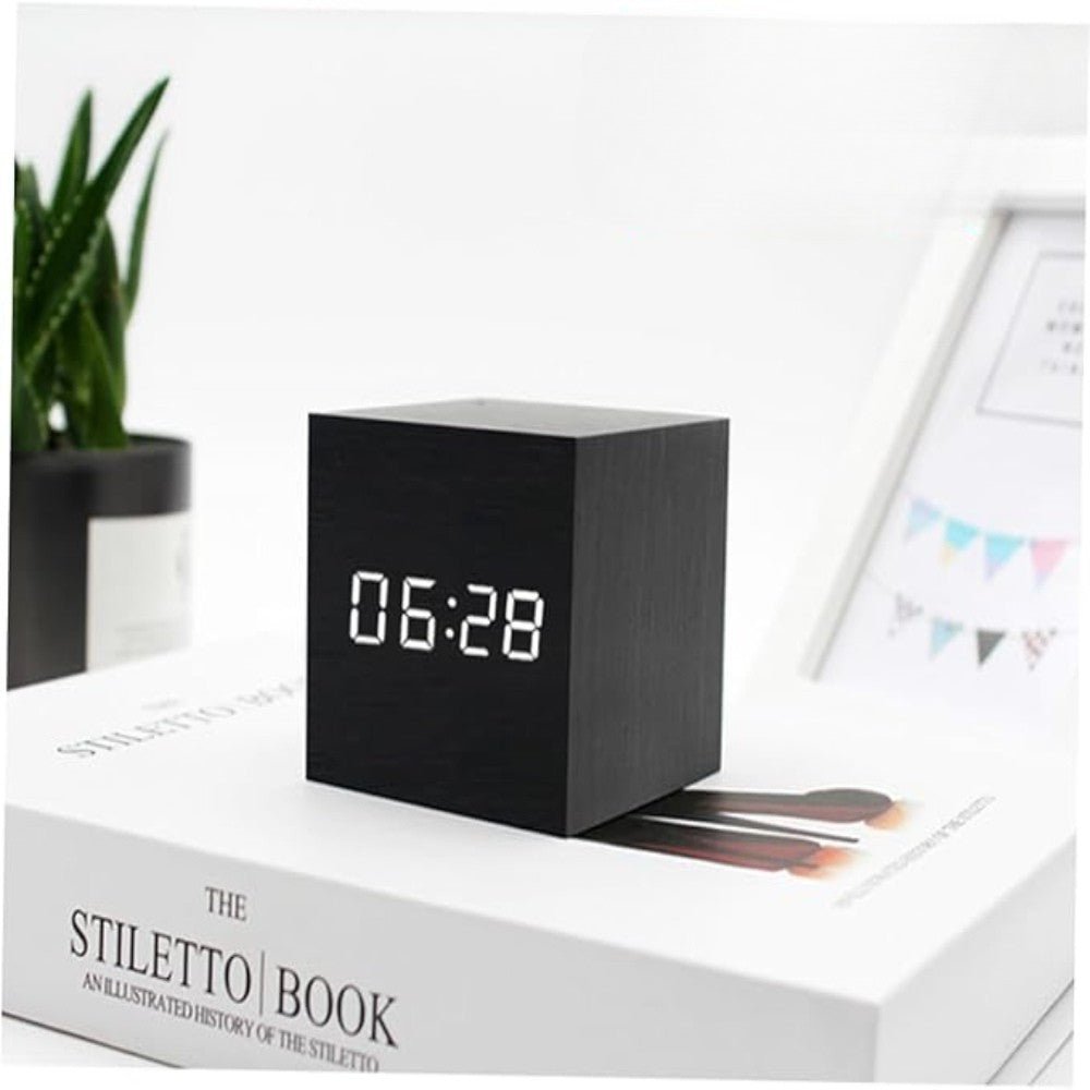 ZENICUBE – Minimalist LED Alarm Clock with Time, Date & Temperature Display