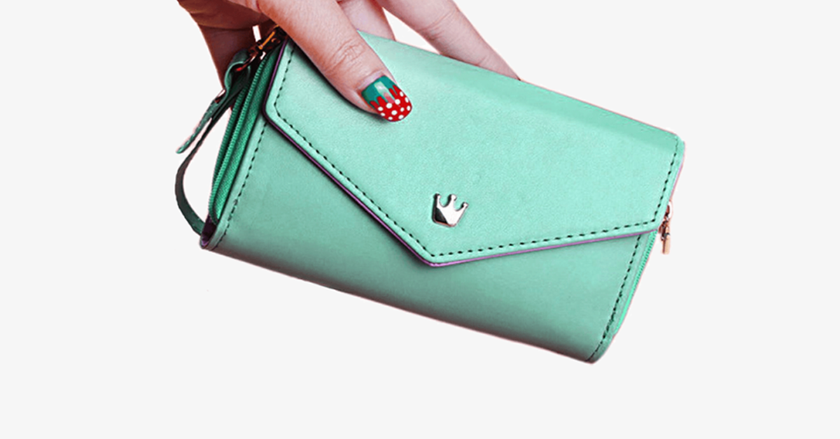 Bag and Wrist Bag – Stylish Going Out