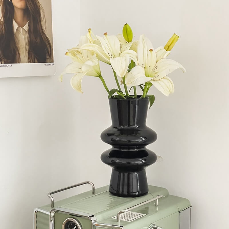 Wave-shaped Glass Flower Vase