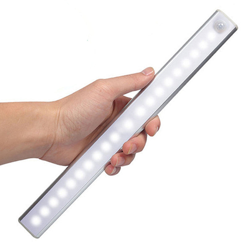 WIRELESS LED NIGHT LIGHT WITH MOTION SENSOR AND RECHARGEABLE BATTERY