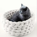 Soft wool basket for pets with supportive edge shape